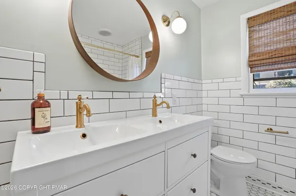 $329,000 | 1621 Lenox Avenue, Bethlehem, PA 18018
