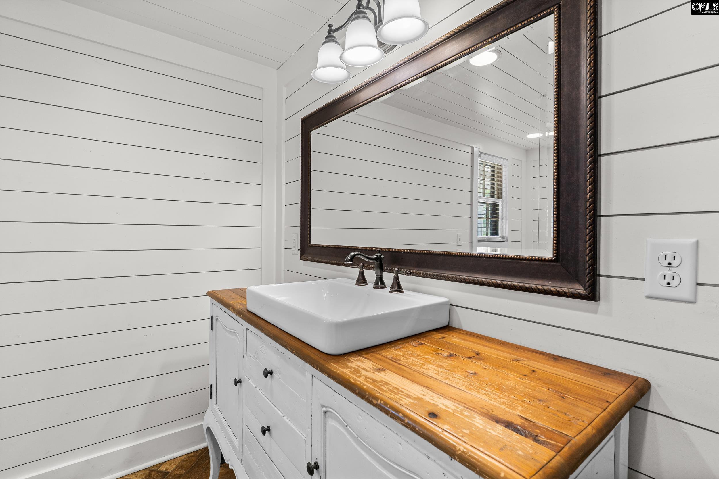213 Tombfield Road Camden, SC 29020 - Photo 32 of 65