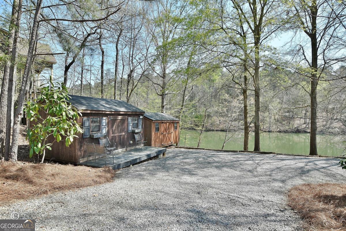 239 Robin Drive Hamilton, GA 31811 - Photo 3 of 42