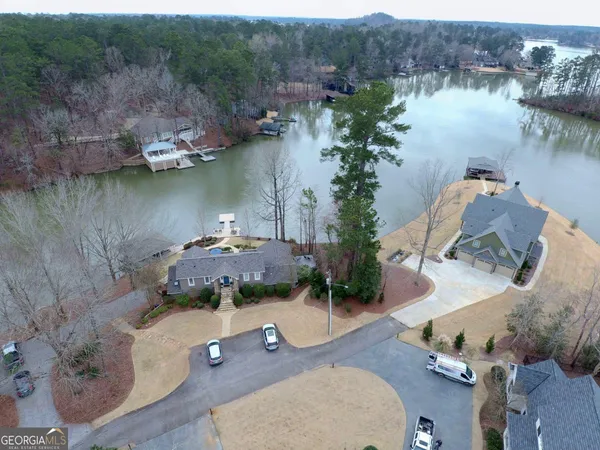 $989,000 | 239 Robin Drive, Hamilton, GA 31811