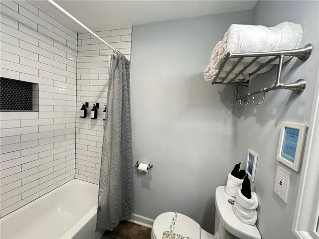 $3,250 | 285 Whitaker Circle Northwest, Atlanta, GA 30314