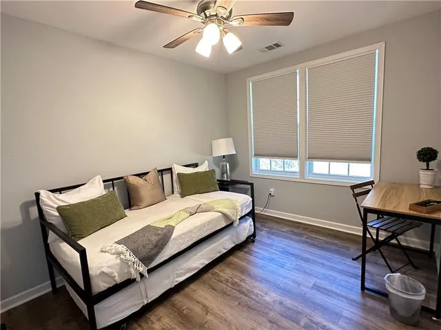 $3,250 | 285 Whitaker Circle Northwest, Atlanta, GA 30314