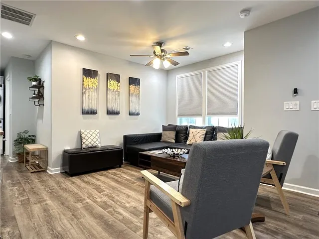 $3,250 | 285 Whitaker Circle Northwest, Atlanta, GA 30314