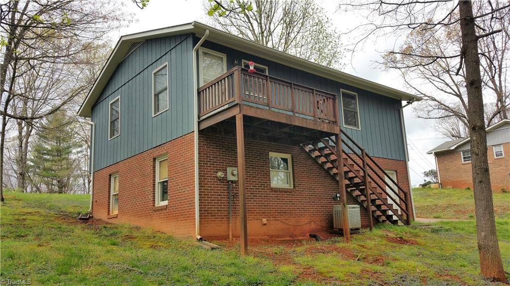 366 Johnson Ridge Road Elkin, NC 28621 - Photo 5 of 19 Gallery Image 5