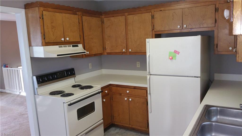366 Johnson Ridge Road Elkin, NC 28621 - Photo 9 of 19 Gallery Image 9