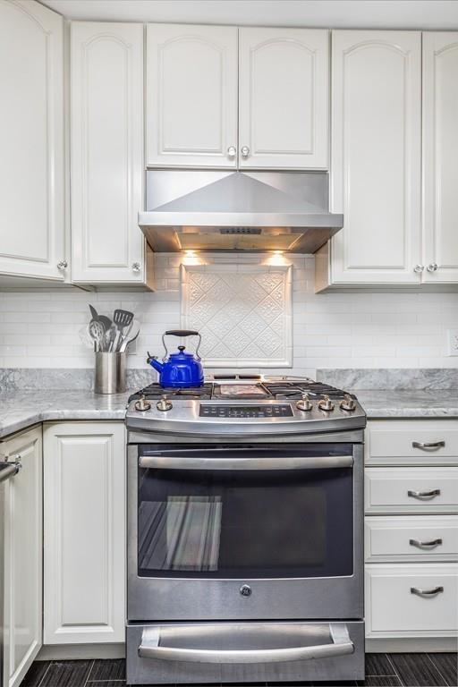 77 Magnolia Road Swampscott, MA 01907 - Photo 5 of 27 Gallery Image 5