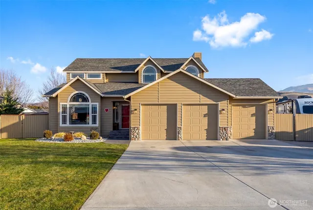 $668,400 | 2490 Hamilton Court, East Wenatchee, WA 98802