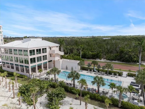 $1,875,000 | 263 Barefoot Beach Boulevard, Unit 605, Bonita Springs, FL 34134