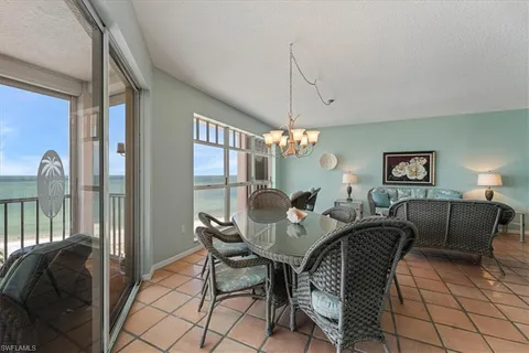 $1,999,000 | 263 Barefoot Beach Boulevard, Unit 605, Bonita Springs, FL 34134