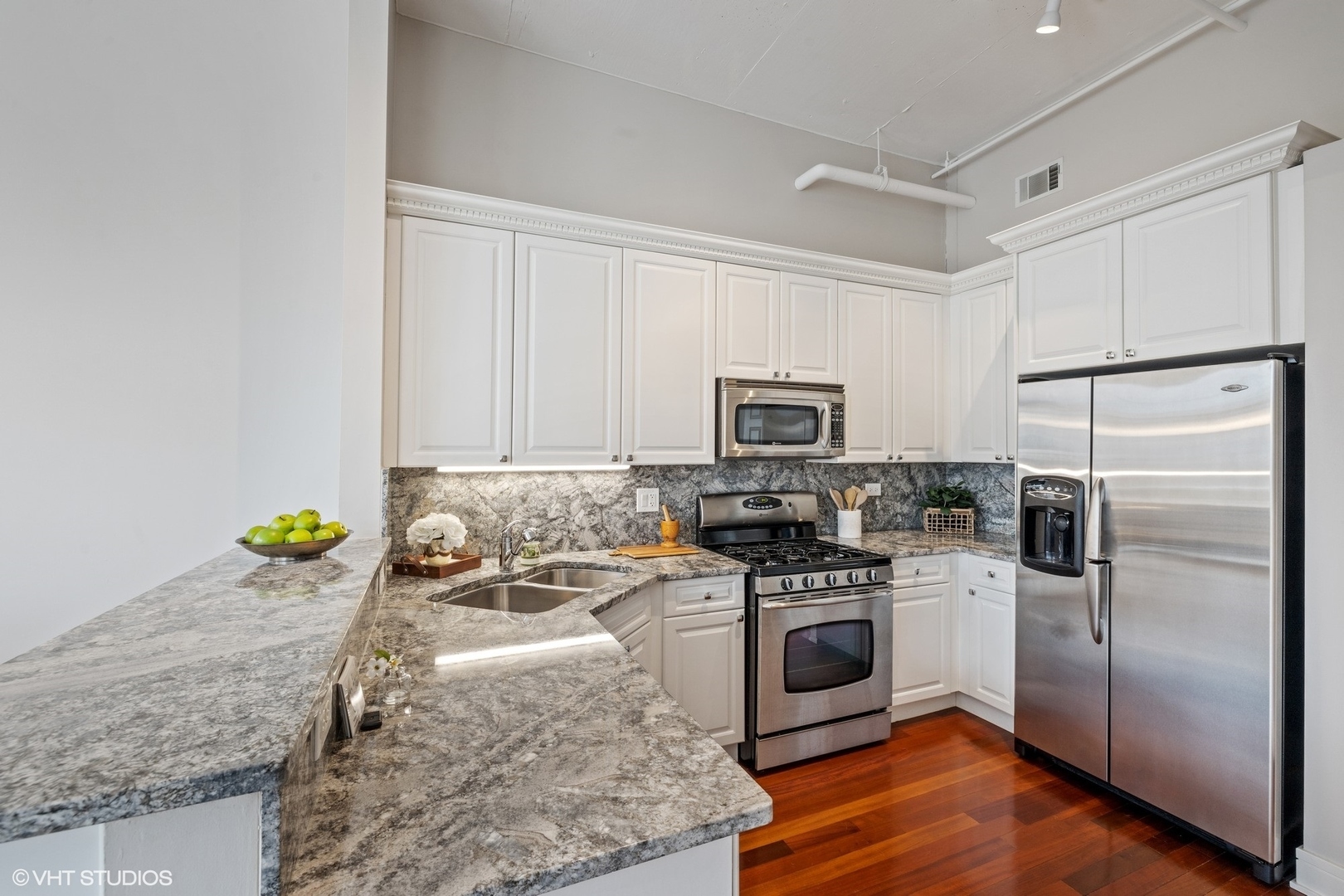 950 West Monroe Street, Unit 901 Chicago, IL 60607 - Photo 9 of 25
