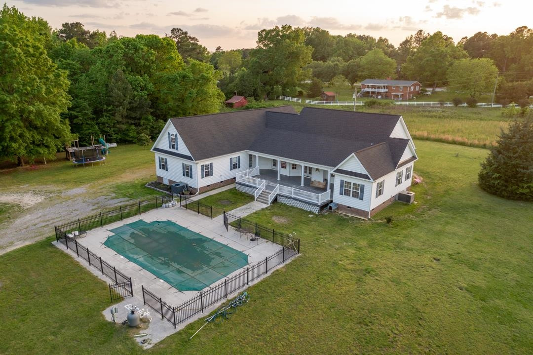 324 Kelly Road Henderson, NC 27537 - Photo 7 of 39 Photo 7