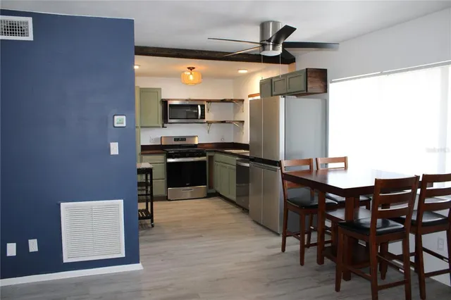 $128,900 | 1100 Martinique Drive, Unit 203, Winter Haven, FL 33884