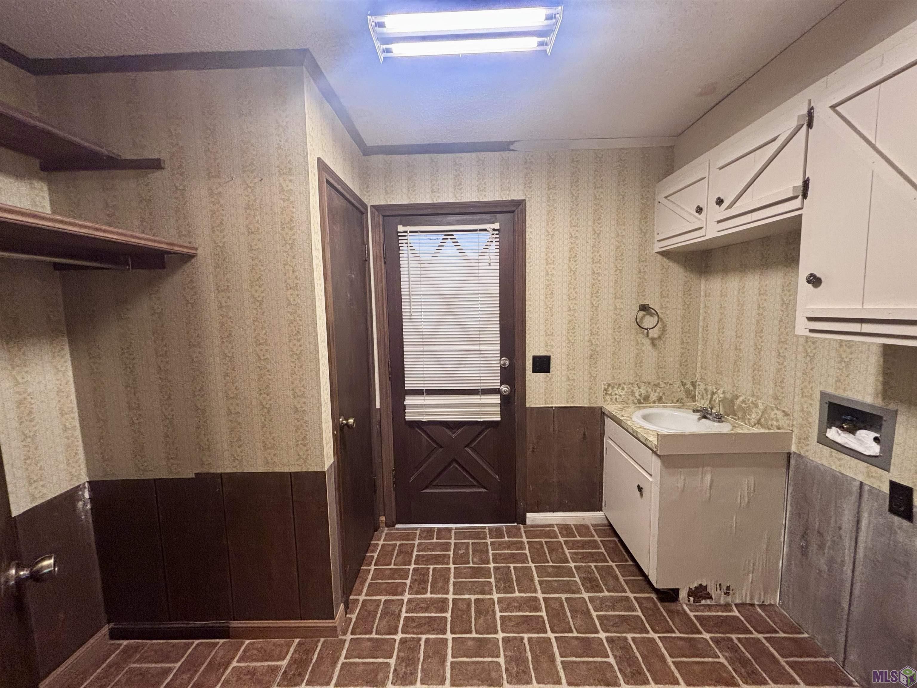 10160 Arnold Road Denham Springs, LA 70726 - Photo 2 of 6