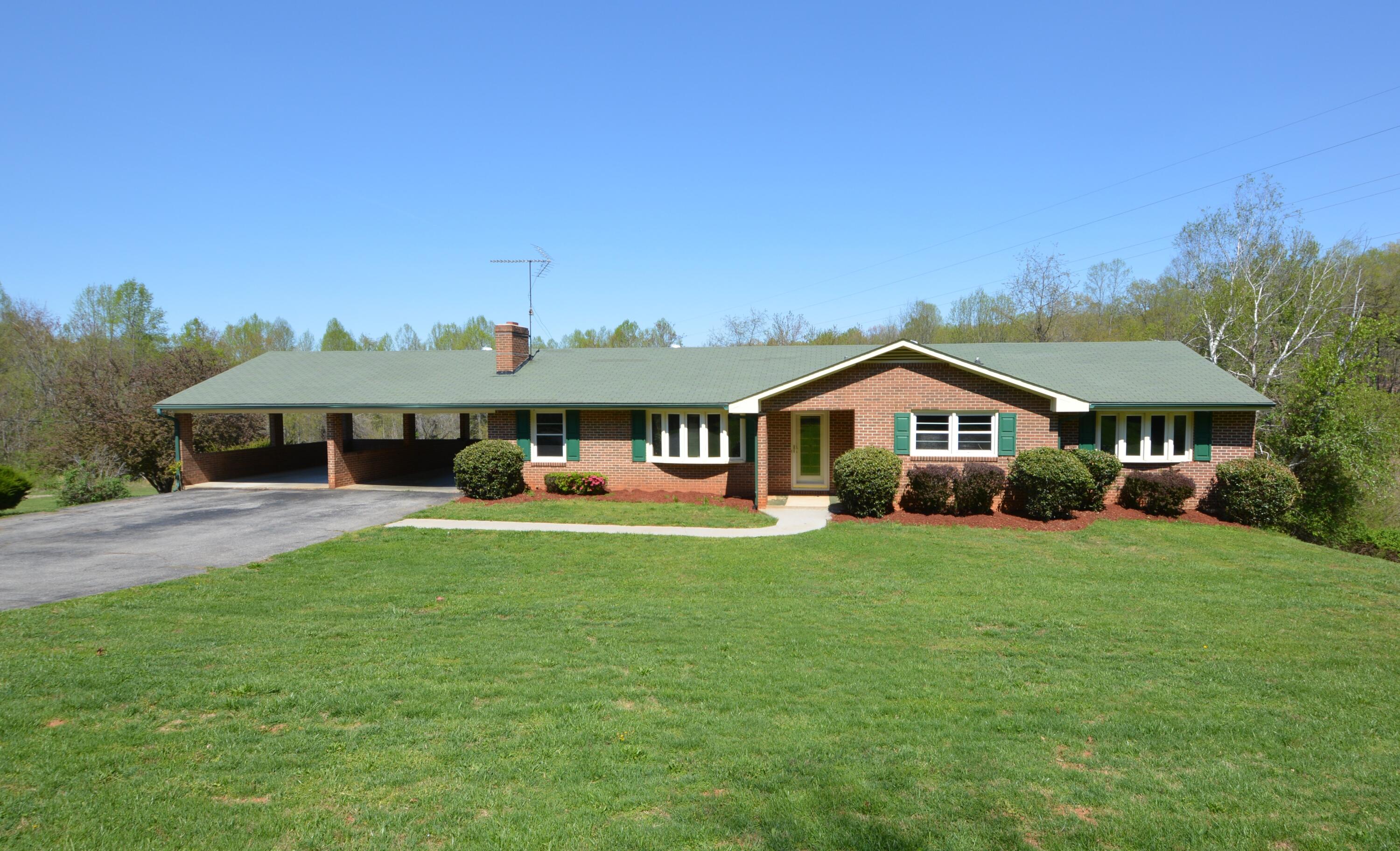 2335 Pleasant Hill Road Ferrum, VA 24088 - Photo 3 of 39 DSC_0029