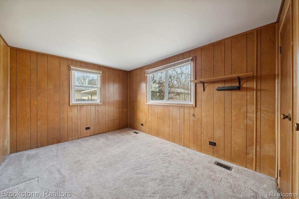 1479 Morley Avenue Rochester Hills, MI 48307 - Photo 22 of 31