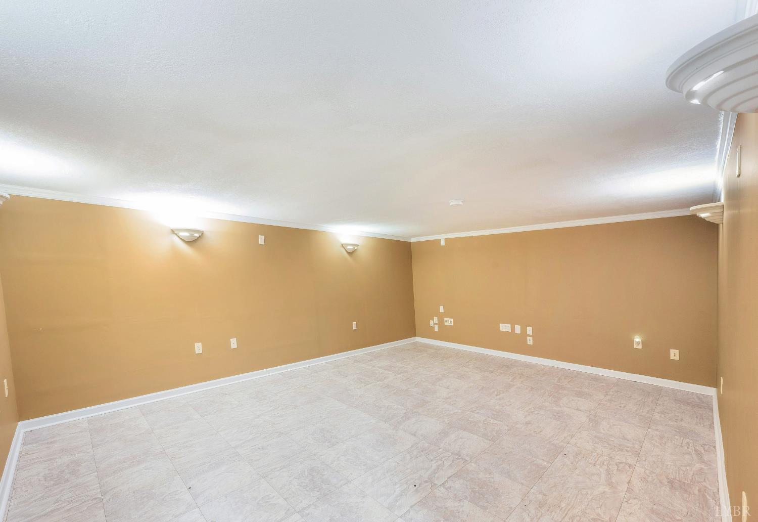 223 Warren Avenue Lynchburg, VA 24501 - Photo 33 of 46