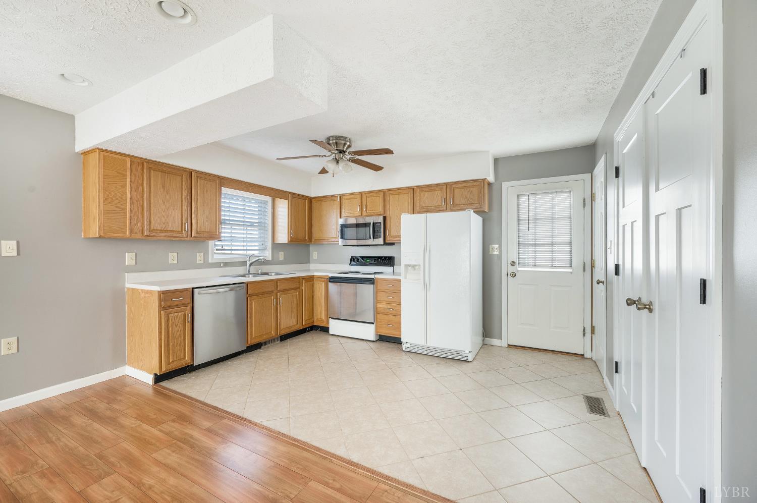 223 Warren Avenue Lynchburg, VA 24501 - Photo 7 of 46