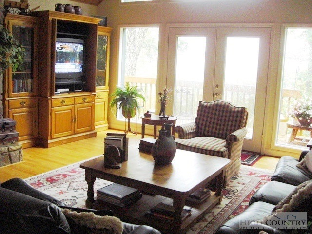 384 Wildwood Run Road Banner Elk, NC 28604 - Photo 25 of 29 Gallery Image 25