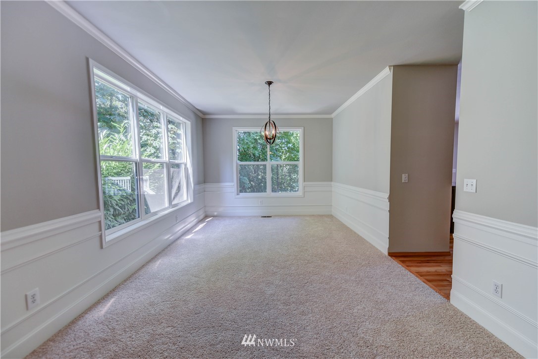 3402 Northeast 23rd Place Renton, WA 98056 - Photo 6 of 24 Gallery Image 6