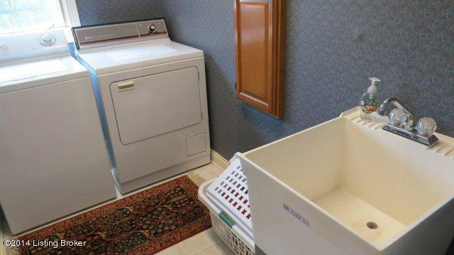 1906 Hillcircle Road Louisville, KY 40214 - Photo 55 of 63 1st floor laundry