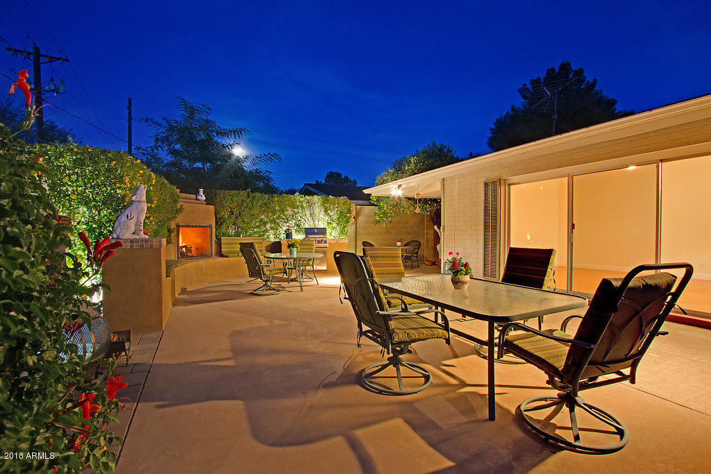 1510 West Ruth Avenue Phoenix, AZ 85021 - Photo 5 of 31 Spacious Backyard