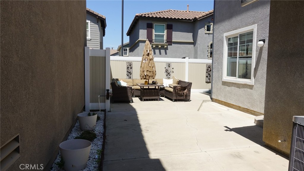 33953 Lily Road Yucaipa, CA 92399 - Photo 26 of 38 a house view with a outdoor space