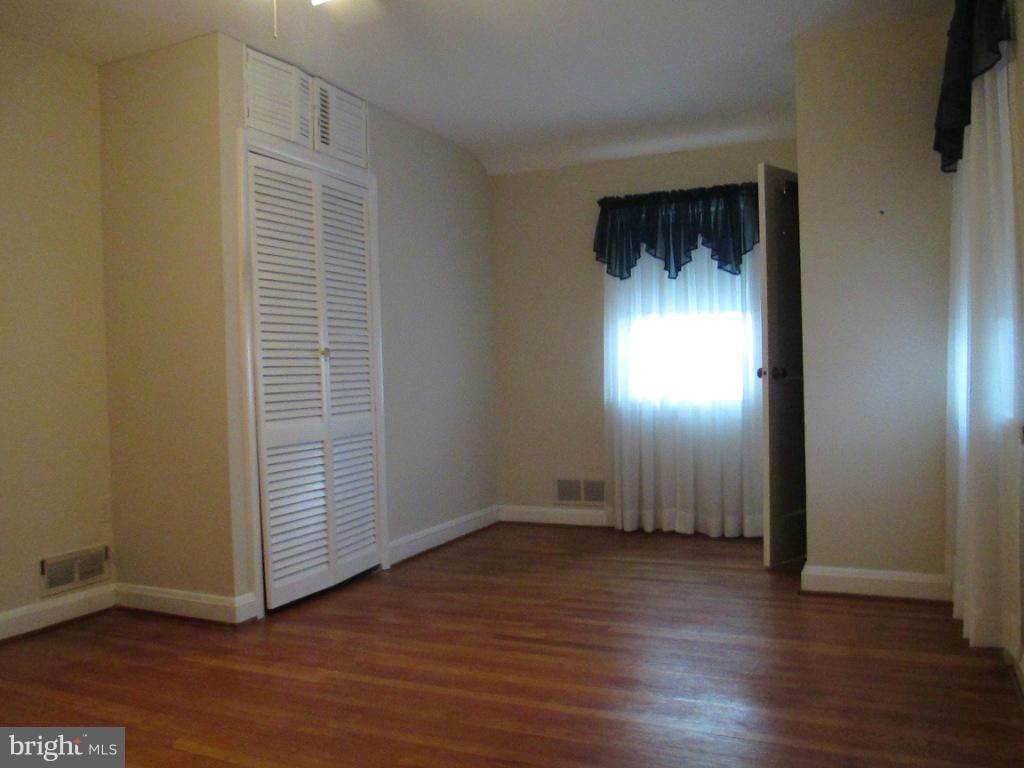 502 Holden Road Towson, MD 21286 - Photo 16 of 29 Bedroom (Master)