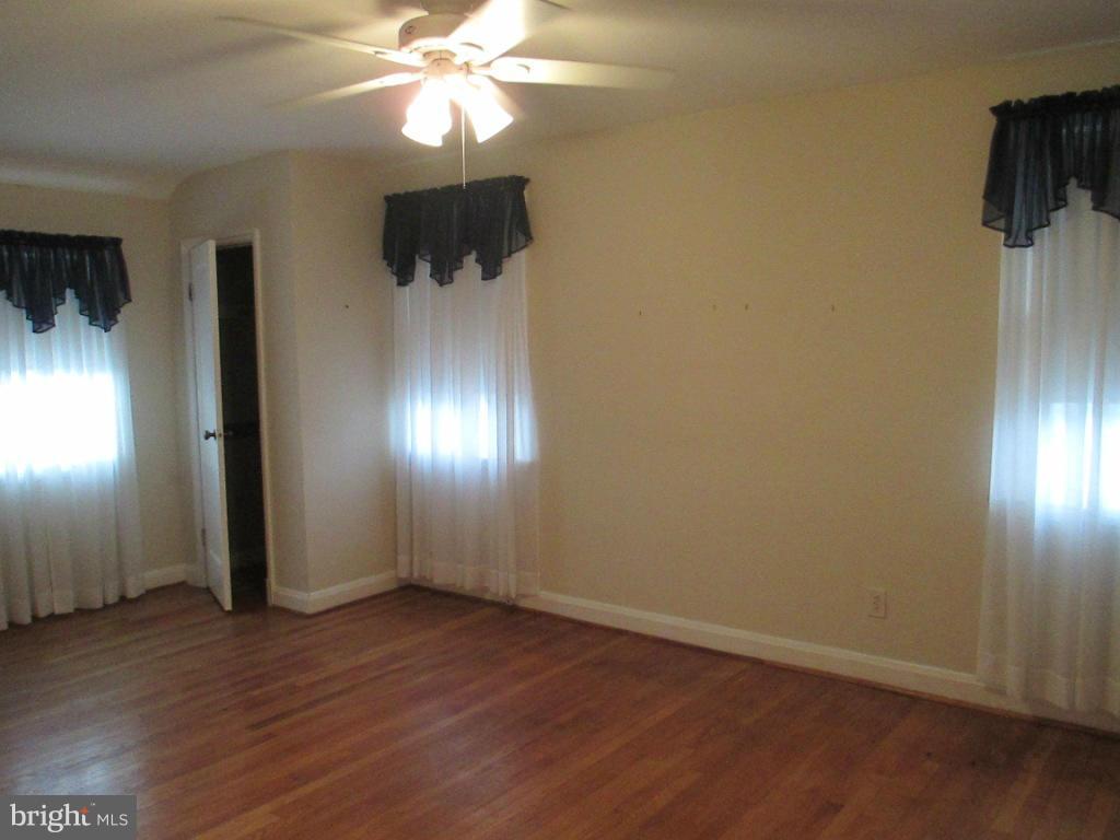 502 Holden Road Towson, MD 21286 - Photo 17 of 29 Bedroom (Master)
