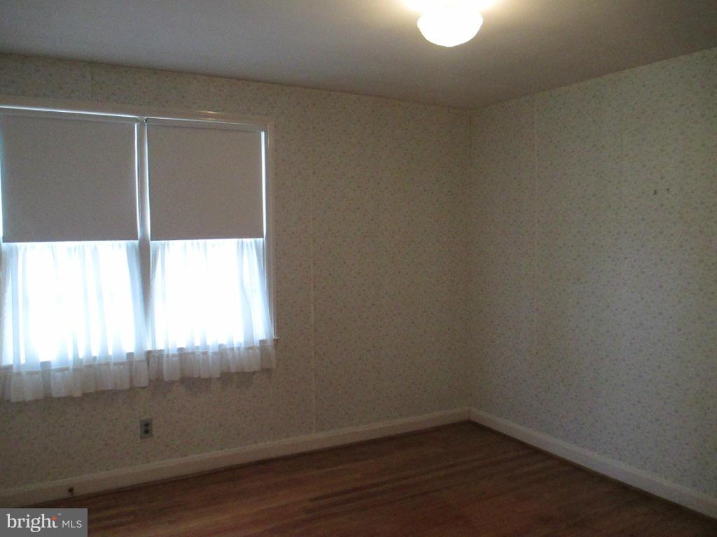 502 Holden Road Towson, MD 21286 - Photo 21 of 29 Bedroom 3
