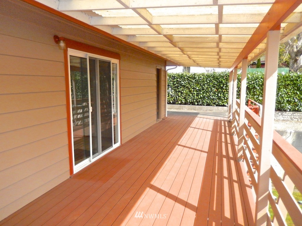 2905 Rozewood Drive Northeast Bremerton, WA 98310 - Photo 17 of 23 Gallery Image 17