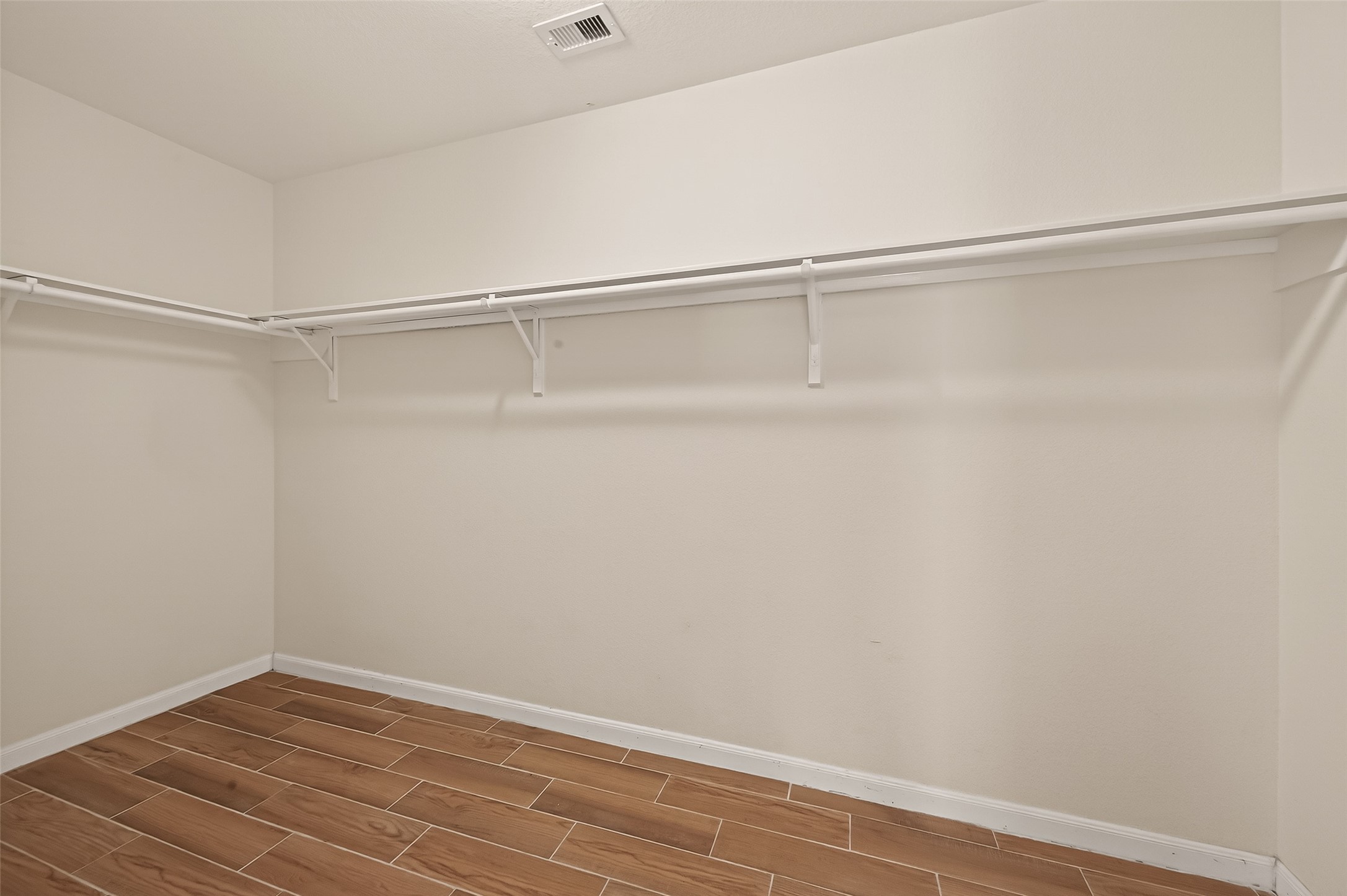 4515 Apache Point Drive Humble, TX 77396 - Photo 32 of 36 a view of an empty walk in closet