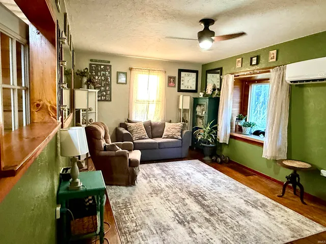 $489,900 | 8 Ems R2B Lane, Pierceton, IN 46562