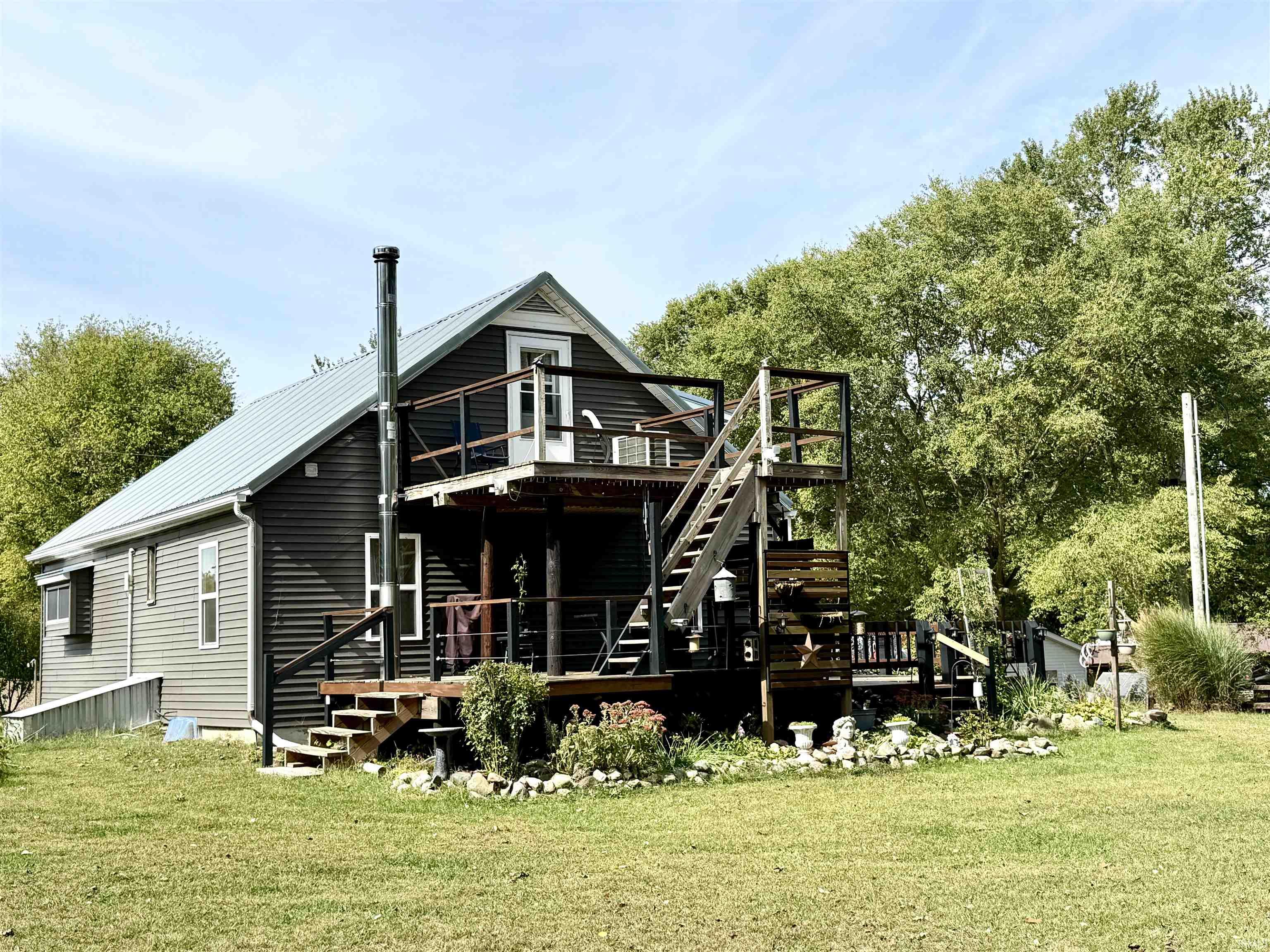 8 Ems R2B Lane Pierceton, IN 46562 - Photo 14 of 36