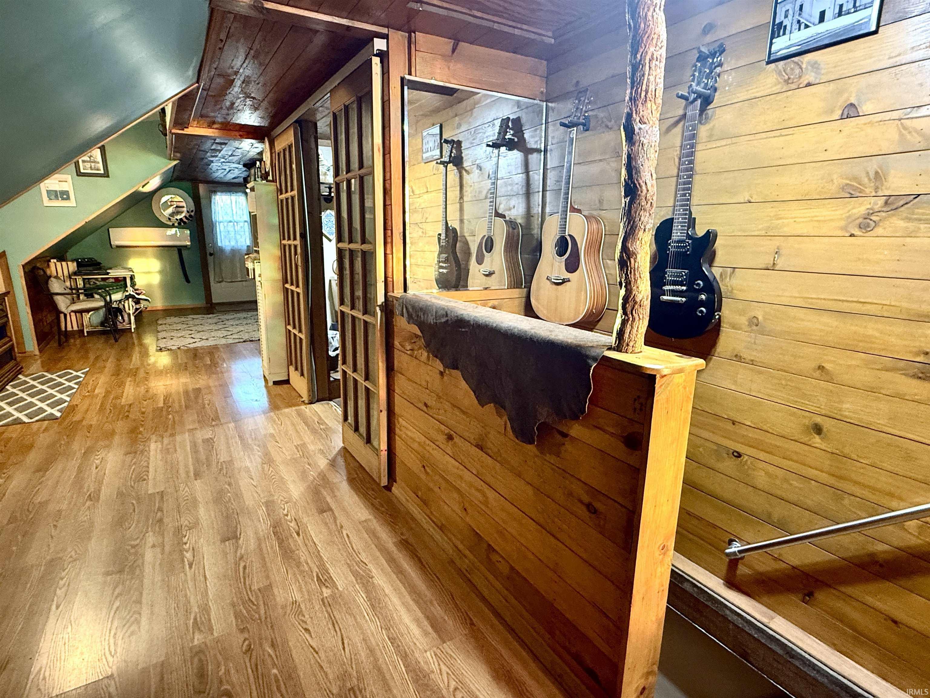 8 Ems R2B Lane Pierceton, IN 46562 - Photo 25 of 36