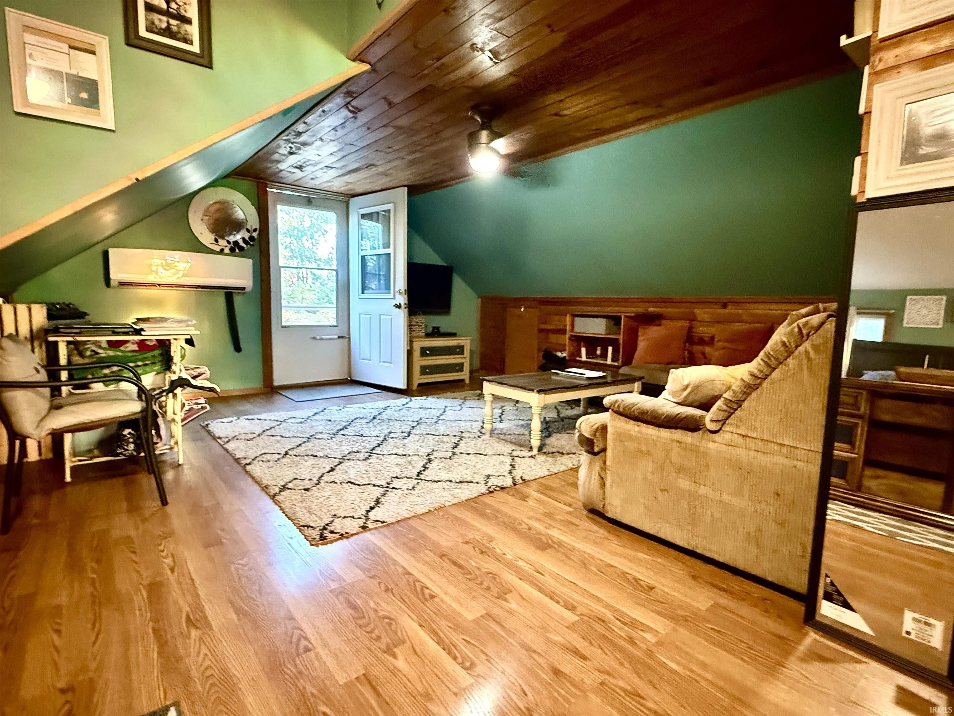 8 Ems R2B Lane Pierceton, IN 46562 - Photo 26 of 36