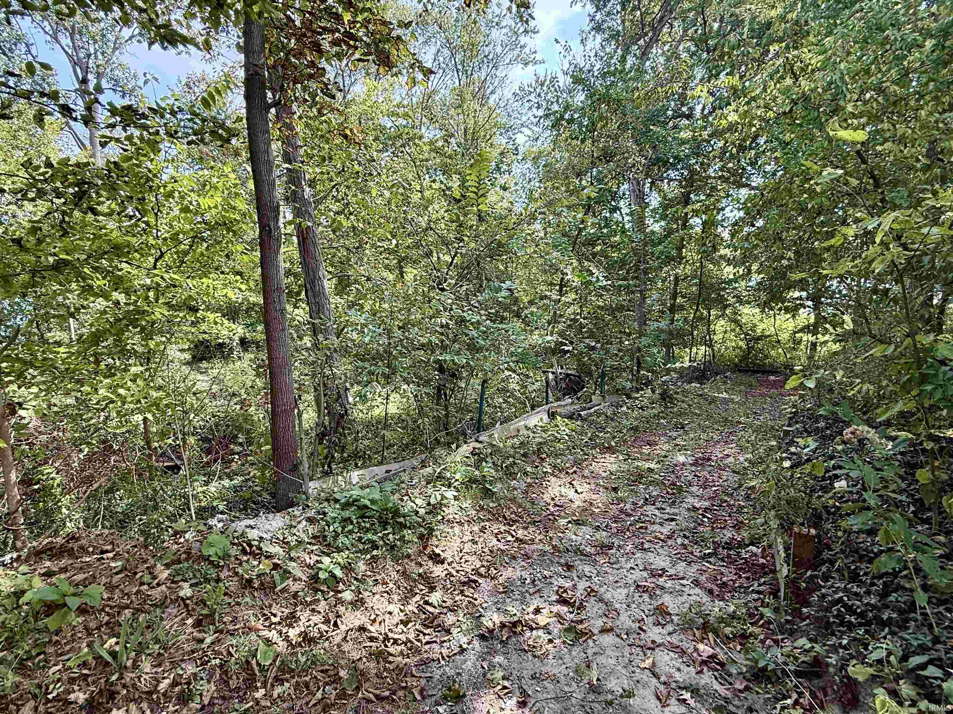 8 Ems R2B Lane Pierceton, IN 46562 - Photo 30 of 36