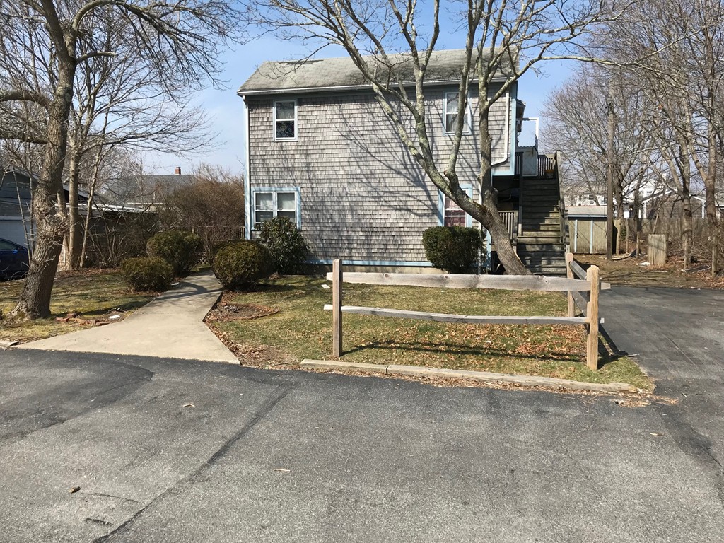 45 Ridgewood Avenue Barnstable, MA 02601 - Photo 1 of 4