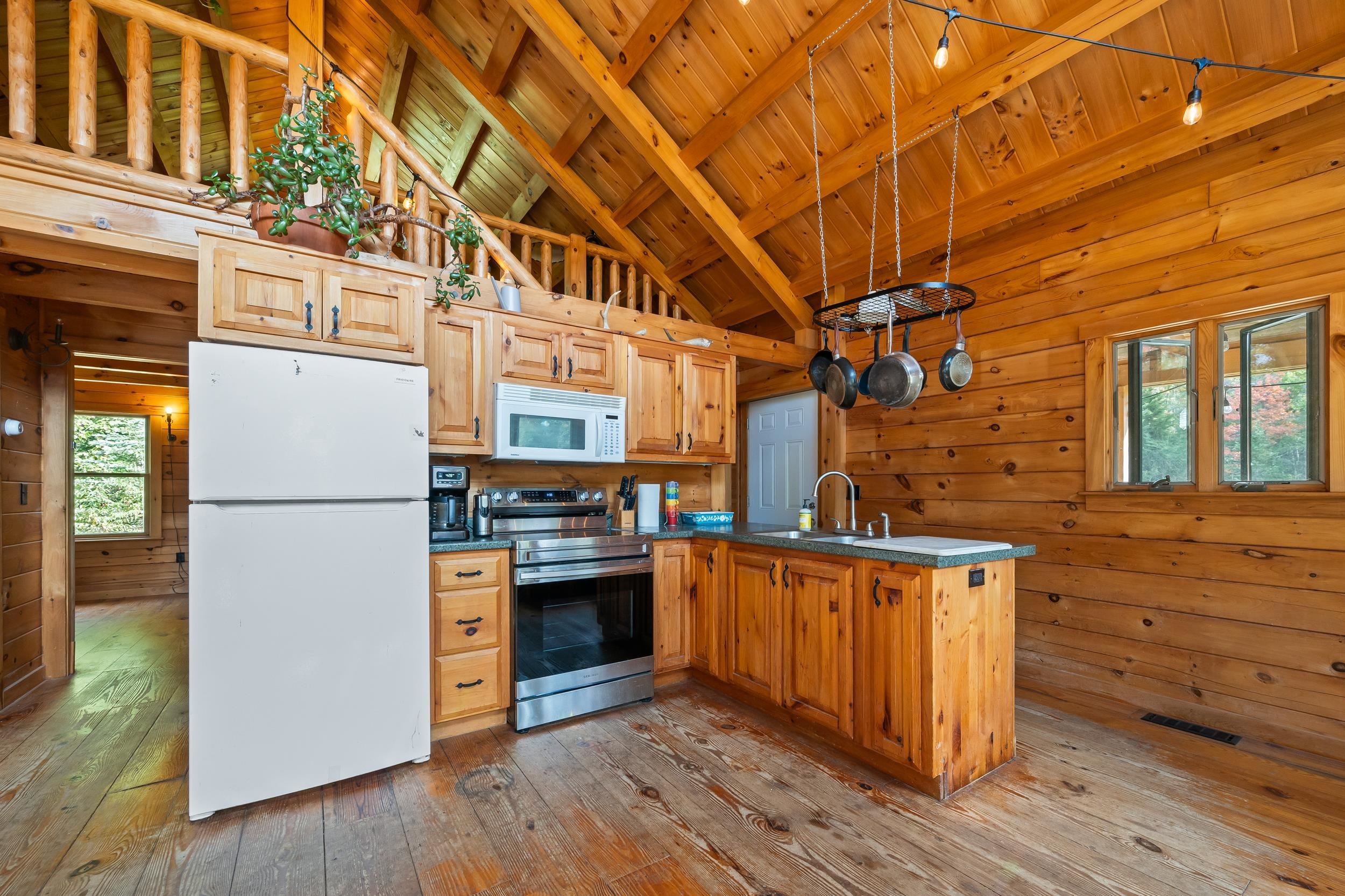 641 Butterhill Road Franconia, NH 03580 - Photo 4 of 32