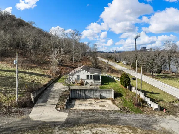 $199,900 | 14797 Highway 156, Patriot, IN 47038