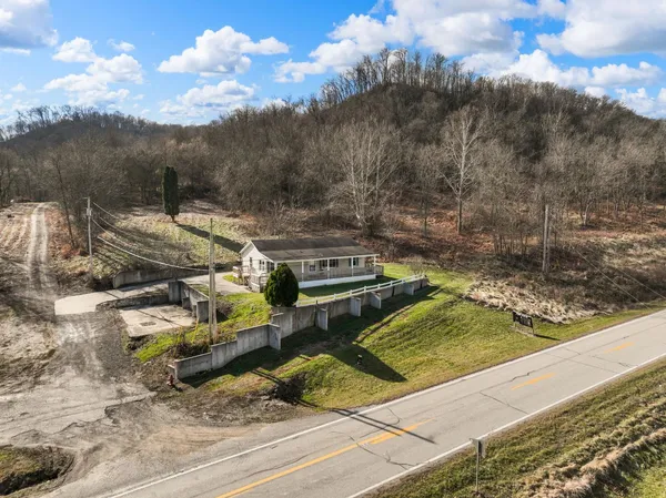 $199,900 | 14797 Highway 156, Patriot, IN 47038