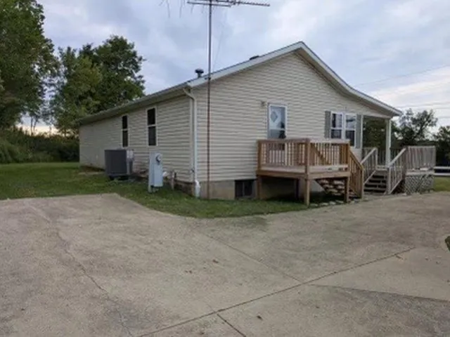 $199,900 | 14797 Highway 156, Patriot, IN 47038