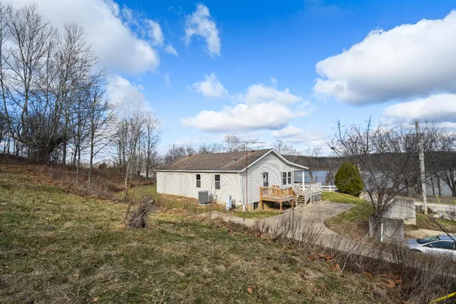 $199,900 | 14797 Highway 156, Patriot, IN 47038