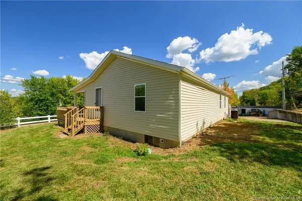 $199,900 | 14797 Highway 156, Patriot, IN 47038