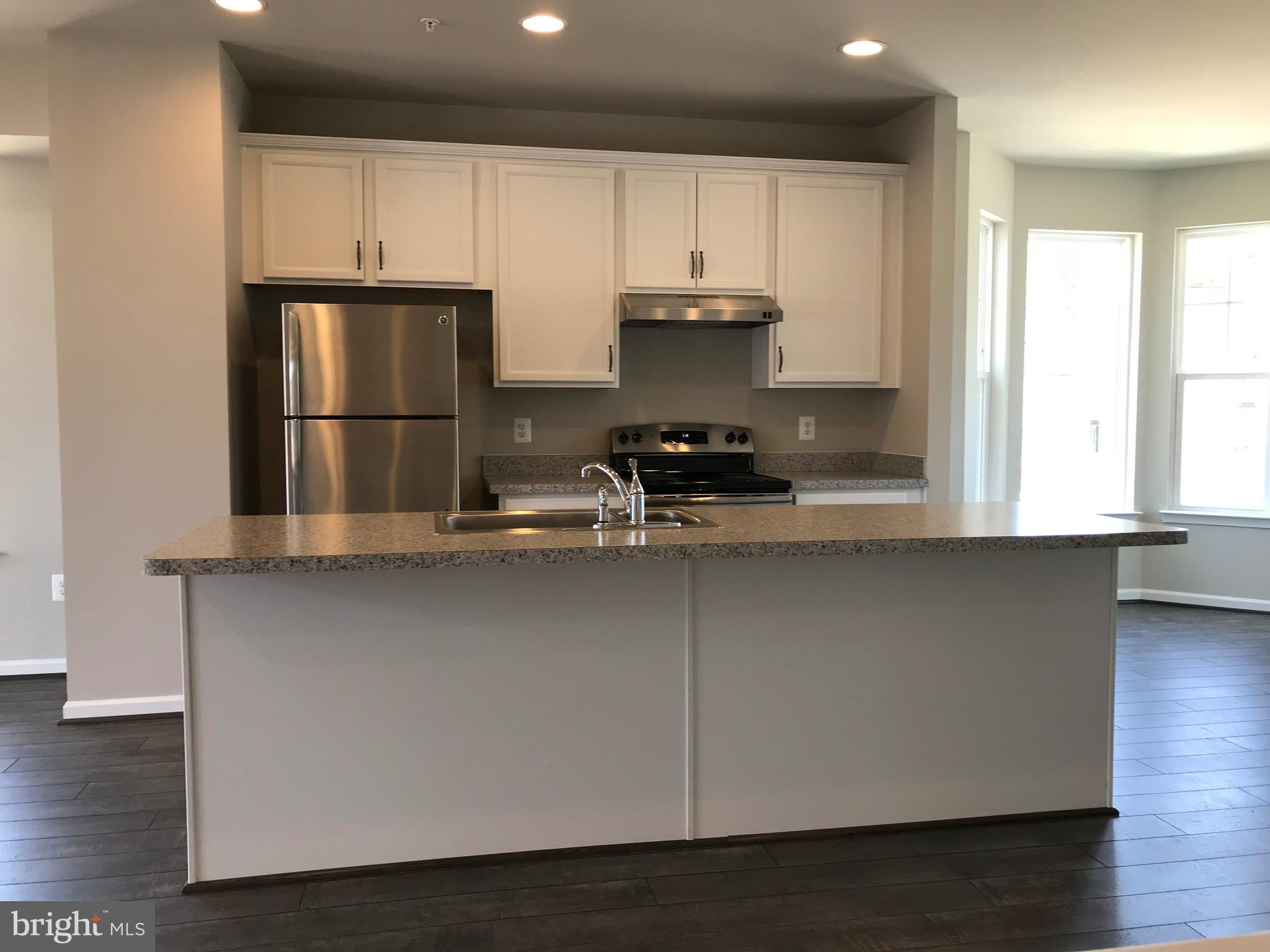 15664 Trolley Lane Silver Spring, MD 20906 - Photo 3 of 16 Gallery Image 3