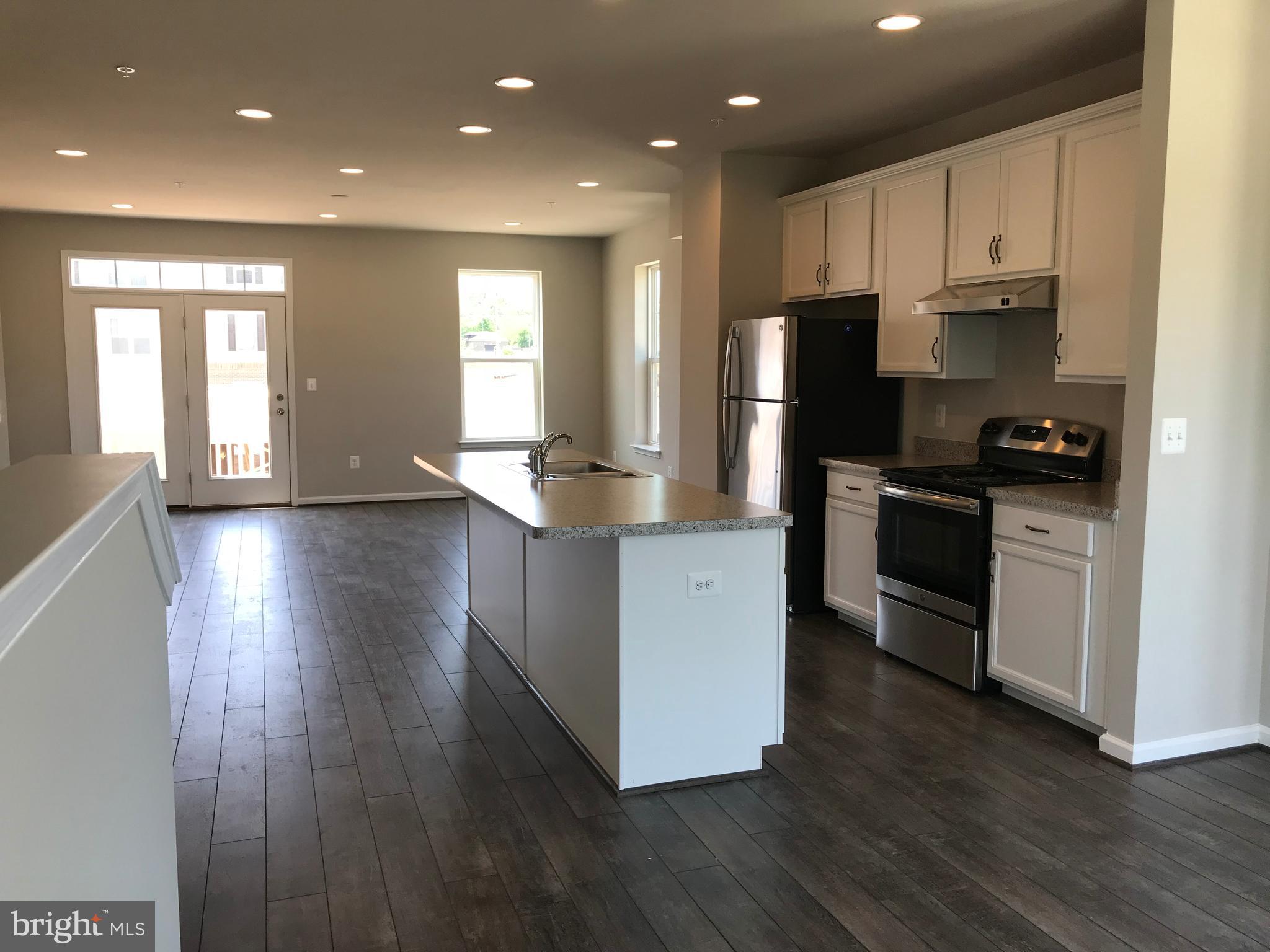 15664 Trolley Lane Silver Spring, MD 20906 - Photo 6 of 16 Gallery Image 6
