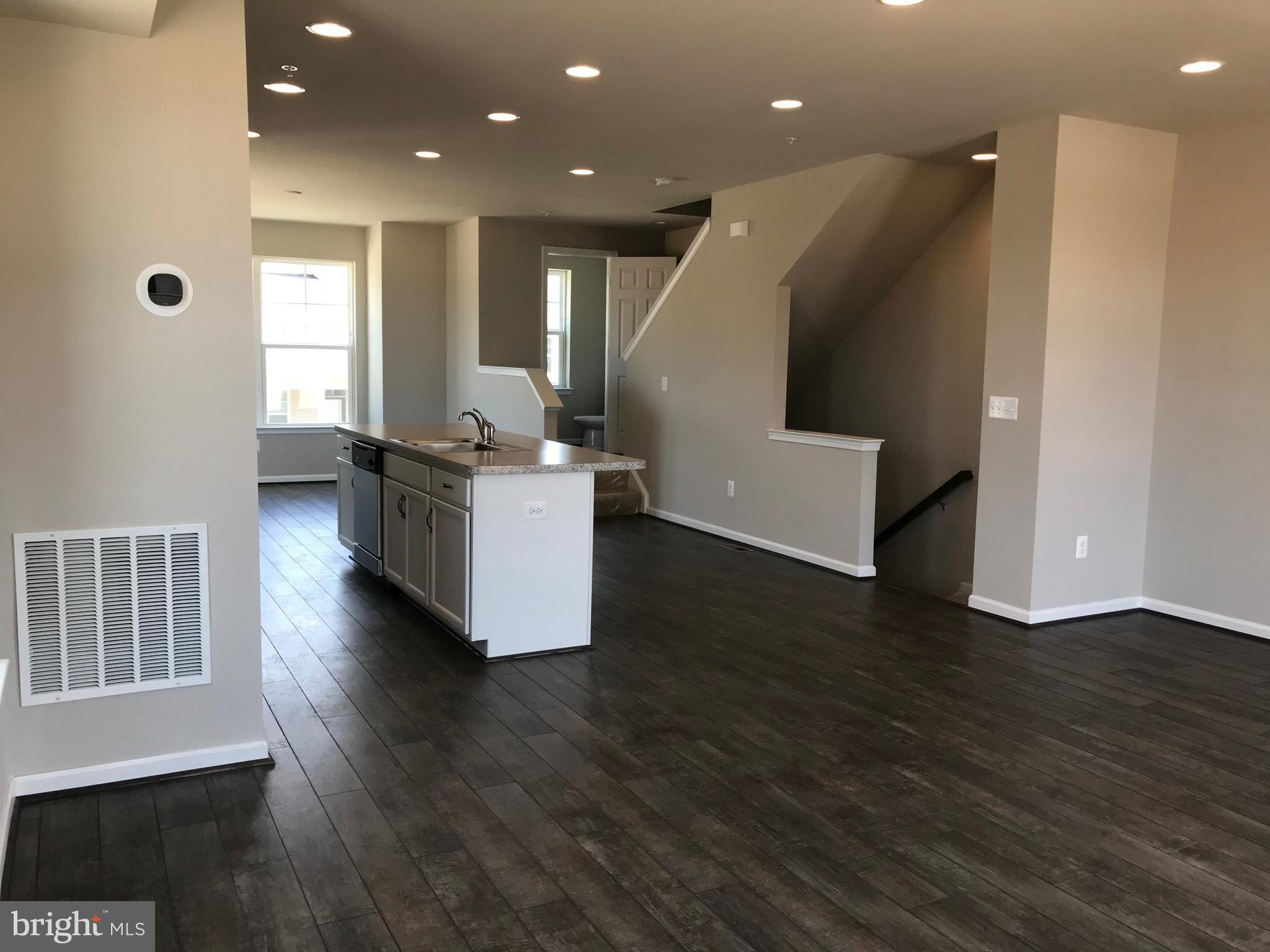 15664 Trolley Lane Silver Spring, MD 20906 - Photo 7 of 16 Gallery Image 7