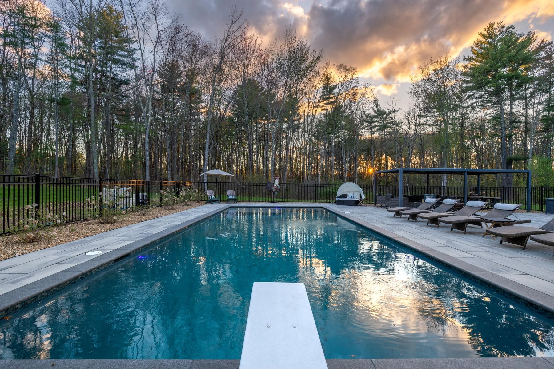 14 Wiggin Way Stratham, NH 03885 - Photo 3 of 55