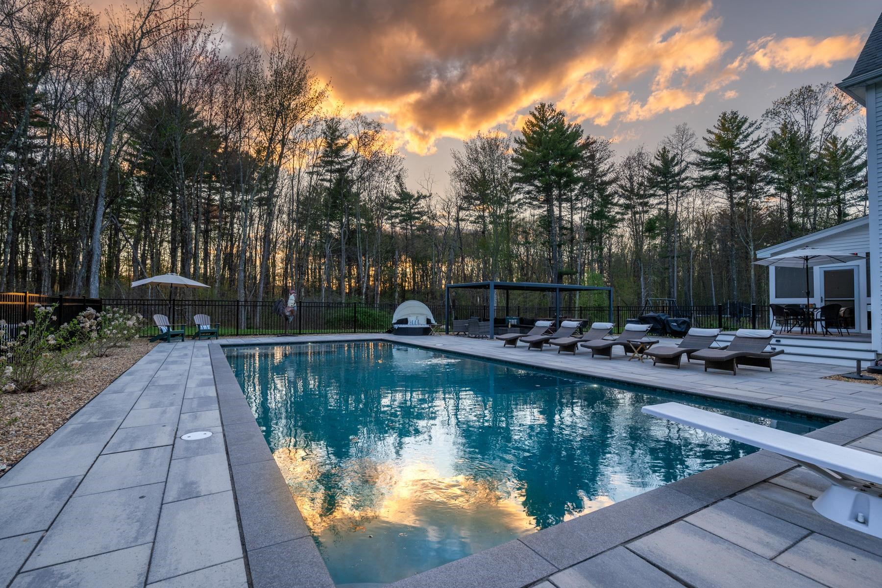 14 Wiggin Way Stratham, NH 03885 - Photo 4 of 55