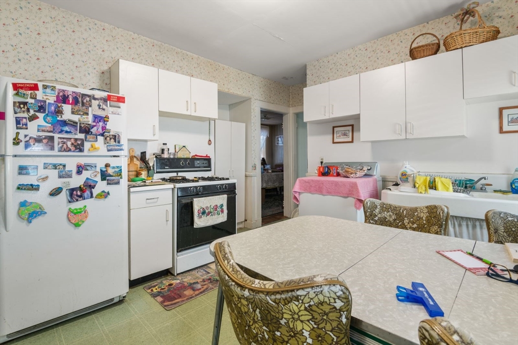 25 Howell Street Boston, MA 02125 - Photo 18 of 31