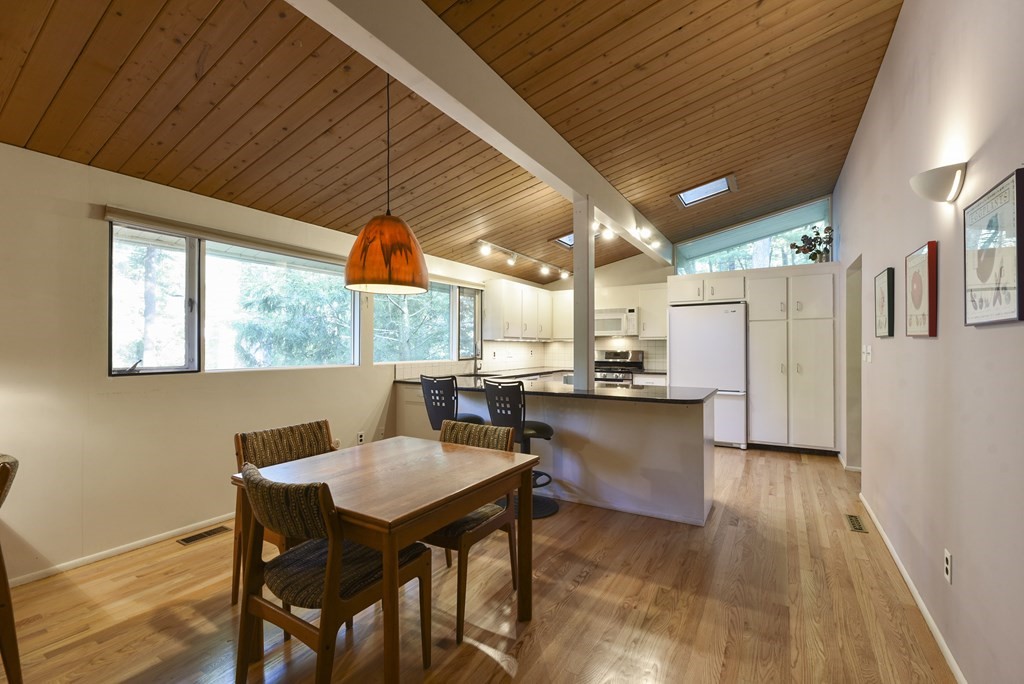 4 Whispering Pine Road Sudbury, MA 01776 - Photo 8 of 28